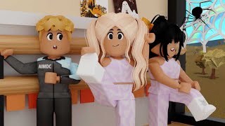 MY DAUGHTERS HALLOWEEN DANCE SHOW PRACTISE *LEAD PART* (Bloxburg Roleplay)