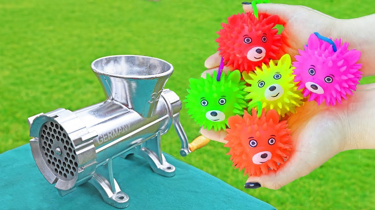 EXPERIMENT ANTISTRESS TOYS VS MEAT GRINDER