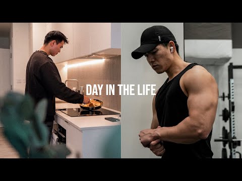 A DAY IN MY LIFE | 9-5 job, Content Creation, Gym, Eating