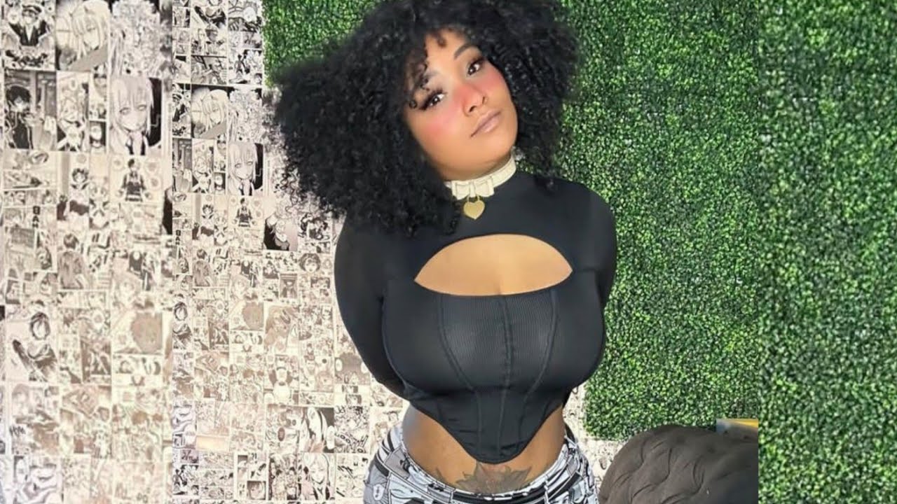Nikia Renee | Bio | Insta Star | Curvy | Plus size | Fashion Model