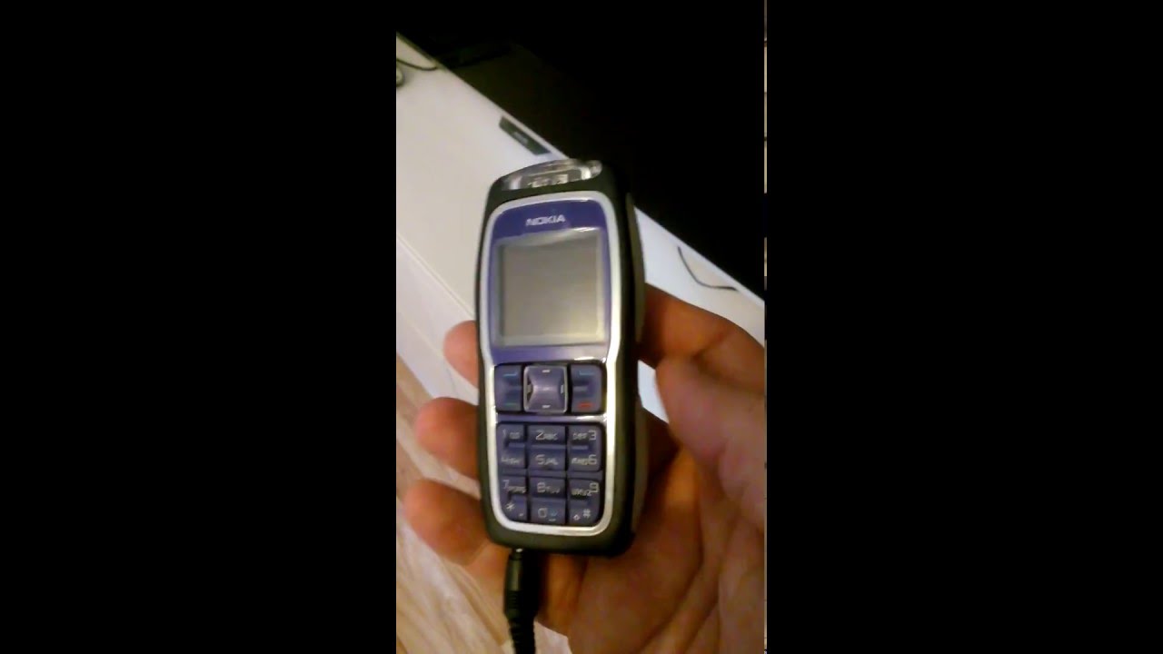 Раритетный телефон Nokia 3220 - визуальный обзор