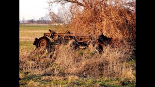 В этих местах металл лежит прям на поверхности