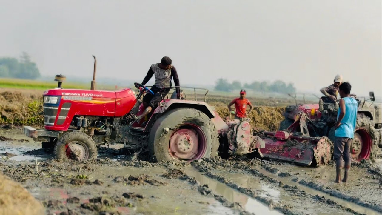 Mahindra YOVO 575 DI Tractor Stuck in Mud | Mahindra YOVO Pulling Now | Tractor Power Test 