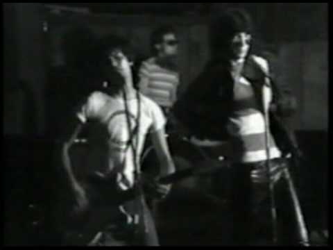 The Ramones - Judy Is A Punk (Live At CBGB'S)