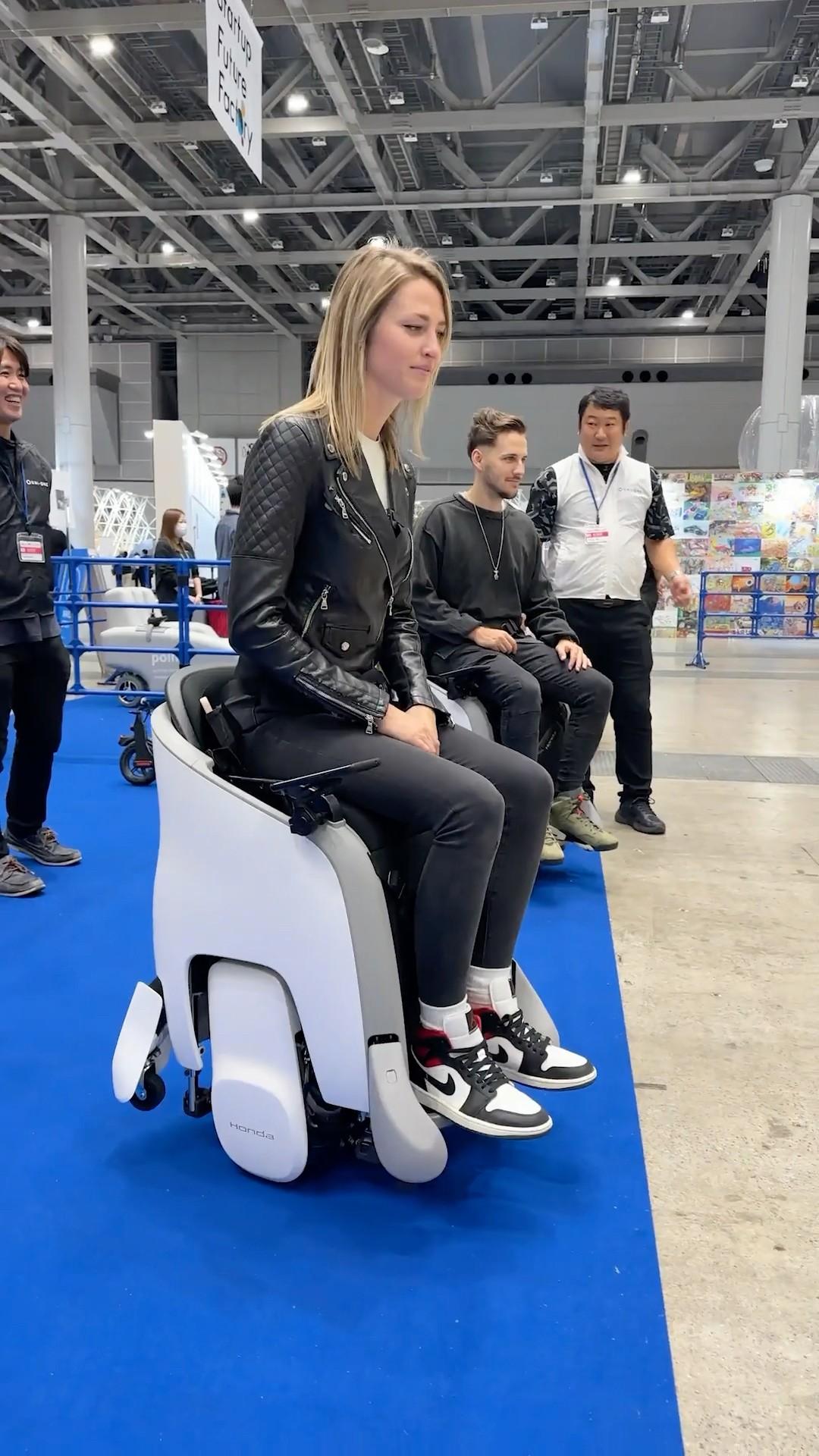 The Hands-Free Honda Wheelchair ? #japan #mobility #show