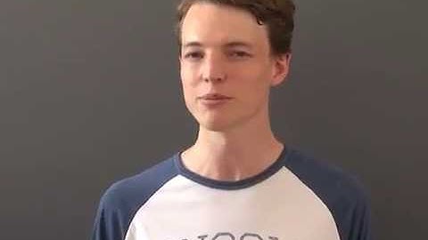 Entanglement decoherence in a gravitational well according to the event formalism