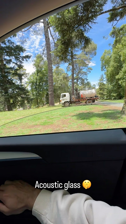 “The double-pane glass in the Model Y does a great job of sound proofing!” 📸 @RyanCowan