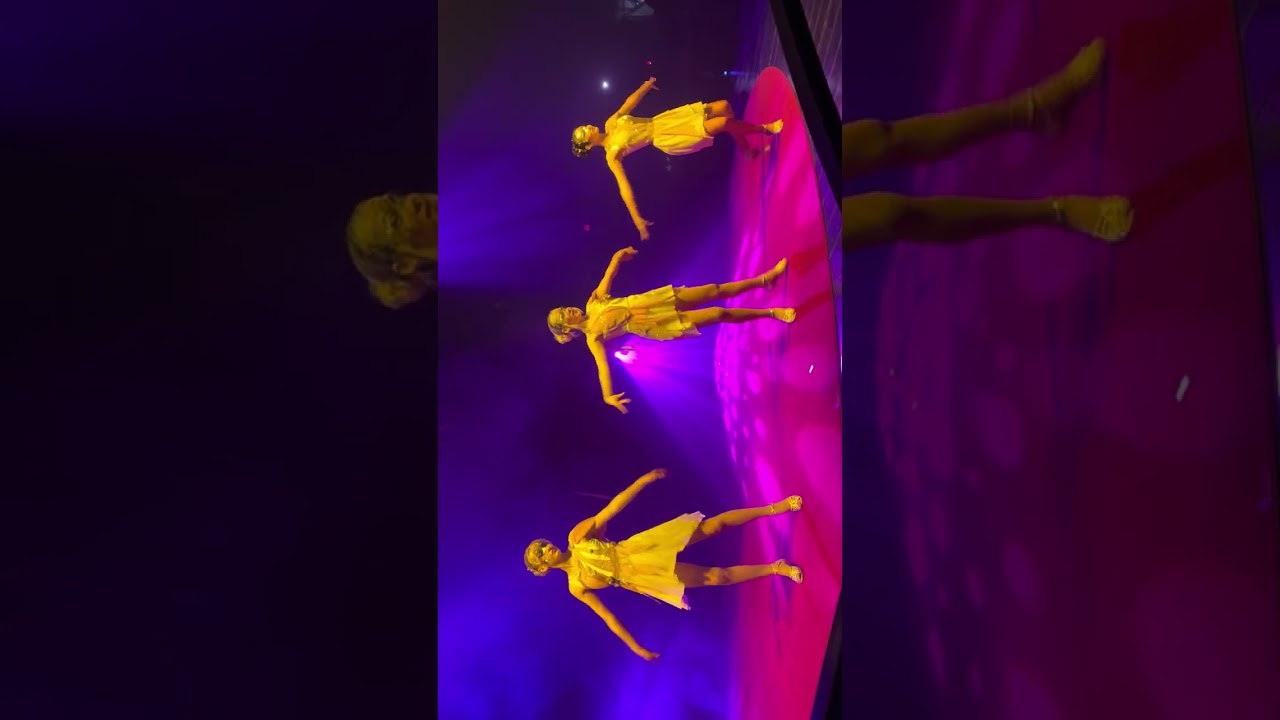 Circus Vargas Finale (With your hosts Bubble and Caine) 