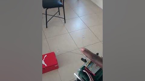 Boe-bot Whisker Contact Sensor Demo