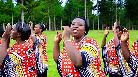 NGINYÚKÍTIE. BY TING'ANG'A CATHOLIC CHOIR