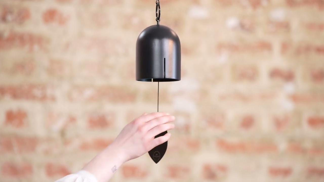 Hanging Iron Bell, 18" / 45 cm, Black, HIB18BK - Meinl Sonic Energy