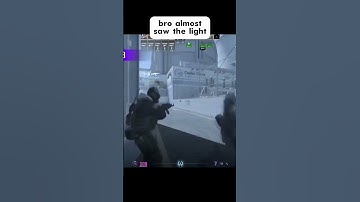 CS2: Bro almost saw the light #cs2funny