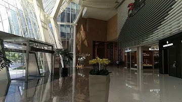 Shanghai IFC Mall Lobby