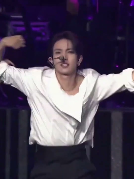 ENHYPEN with JYP at Weverse Con covering “She Was Pretty” | #kpop #enhypen #shorts