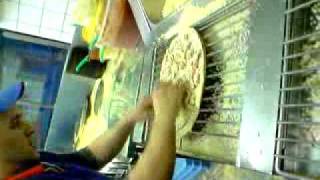 FASTEST PIZZA MAKER!!! 1MIN 09 SEC dominos pizza making 3 pizzas NORTHAMPTONS FASTEST
