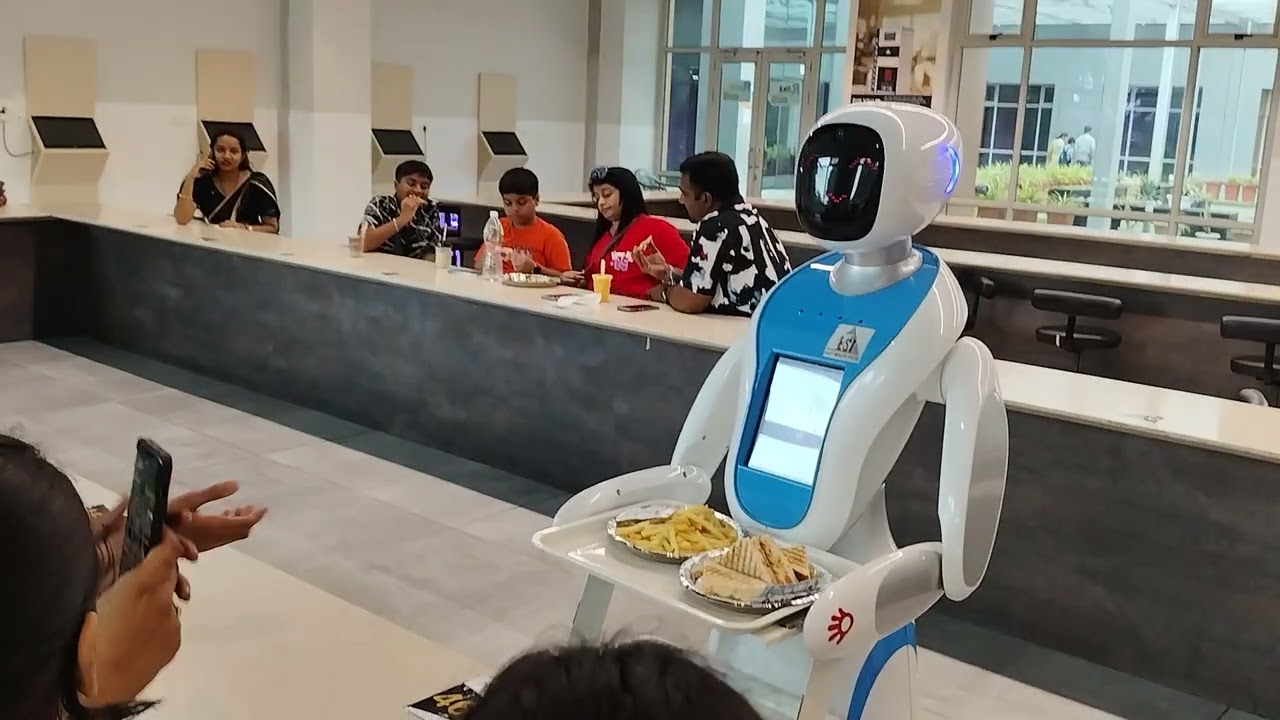 ScienceCity roboticrestaurant.great innovation for students who r interested in robotics.must visit👌