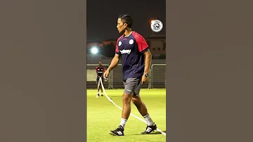 KOCHA FADLU DAVIDS 