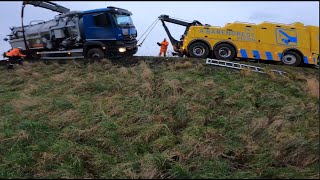 Zware berging #7 Uitwijken voor auto gaat flink mis