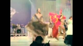 Ксения Собчак танцует на свадьбе у Галины Юдашкиной