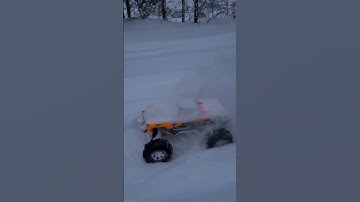 TRAXXAS X MAXX 8S very deep snow bash, LED light kit, paddle tires.