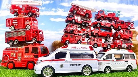 Ambulance minicar emergency running on the slope! Run while sounding the siren from the toy box!