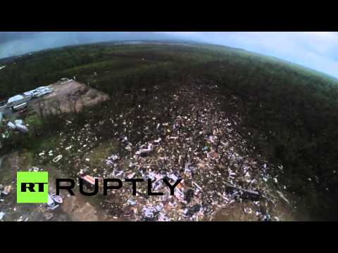 Video: Drone Vangt Schade Op Van De Tornado Die Mayflower, Arkansas Trof