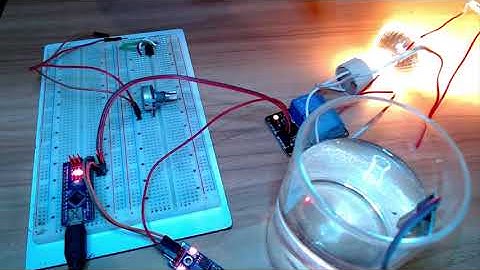 Soil Moisture Sensor Module: How does it work?(in Hindi)