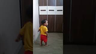 Emyr Di Kamar Tante Nadya