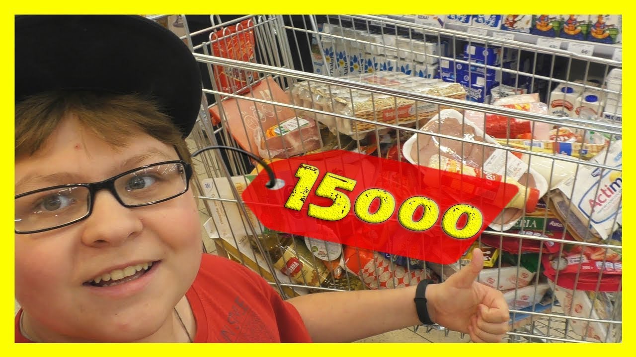 суперкубок уефа ЗАКУП ВКУСНЯШЕК НА 15 000 РУБЛЕЙ ❤️ЧТО КУПИТ ШКОЛЬНИК НА