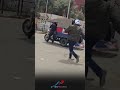 كااارثة وقعات مطاردة هوليوودية تنتهي بفرار صاحب تريبورتور متهور بعد رفضه الامتثال لعنصر أمني 