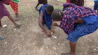 How To Make a Fire By Rubbing Sticks