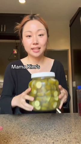 My mom’s homemade pickles🥒 #koreanfood #pickles #kimchi #mukbang