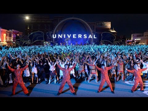 ゾンビ00体でスリラー Usj スペシャル ゾンビ モブ Youtube