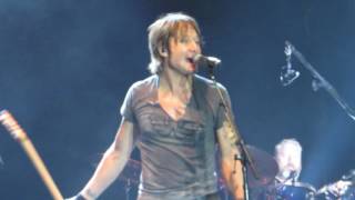 Keith Urban 'Somebody Like You' Live @ Musicfest