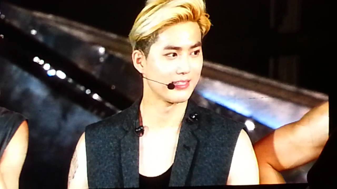 [HD] EXO The Lost Planet Jakarta: All Member Greeting