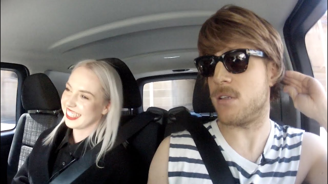 Олли Мурс под прикрытием удивляет своего самого преданного поклонника