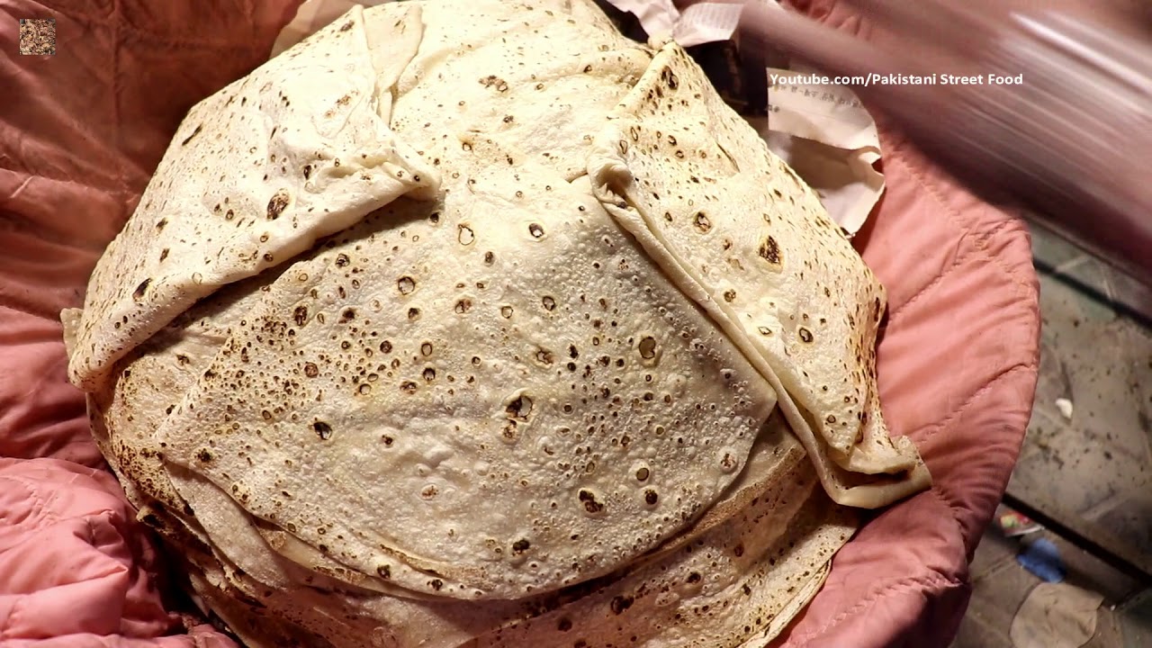 Amazing Street Food Cooking Skills | Rumali Paratha | Rumali Ruti | Pakistani Street Food