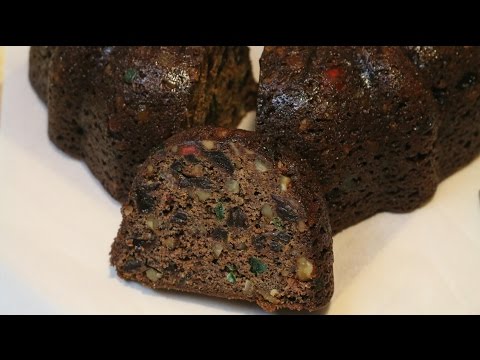 grandma's-chocolate-fruit-cake