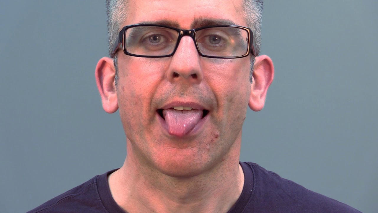 Tongue protrusion forward
