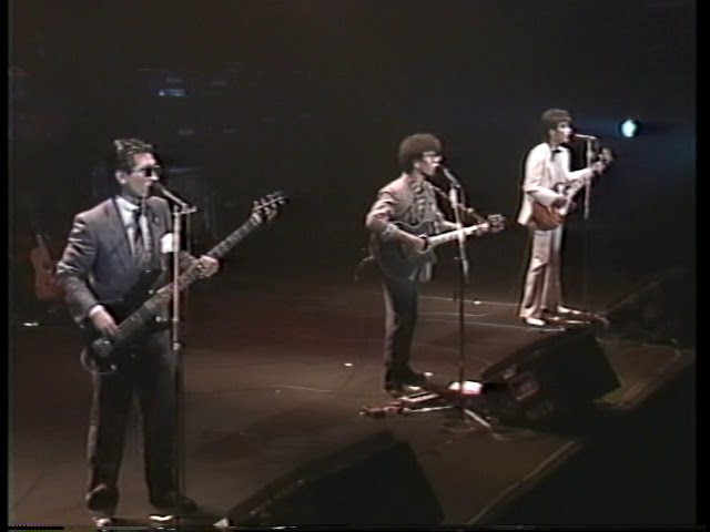 THE ALFEE 1983 OVER DRIVE 1983 ALFEE 8.24 BUDOKAN - YouTube