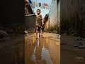 kampung becek.. bocah hampir nabrak kamera