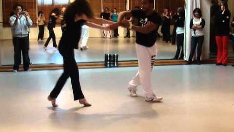 Body Movement & Styling Demo - Carlos da Silva & Audrey Isautier