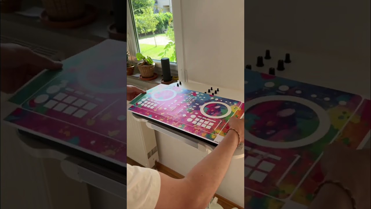 🎨 FLX4 in rainbow mode – Elmar wins.