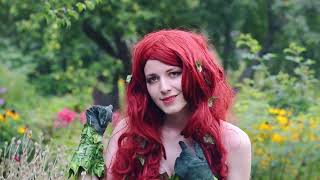 Poison Ivy cosplay video