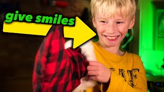 7 Stocking Stuffers SO GOOD Santa wishes he thought of them first! by Fun-sized Adventures 74 views 1 year ago 2 minutes, 57 seconds