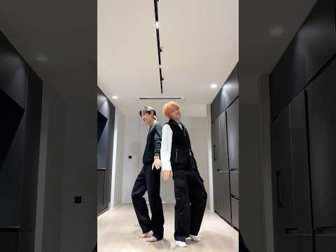 🐍뱀집🏠에 초대받은 (최)연준🦊과 최대필💚 #shorts #TXT #YEONJUN #BamBam #뱀뱀 #<strong>FREEFALL</strong> #ChasingThatFeeling