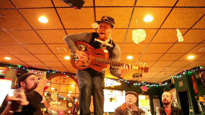 Elliott Sussman: An Afternoon at Sonny's Bar