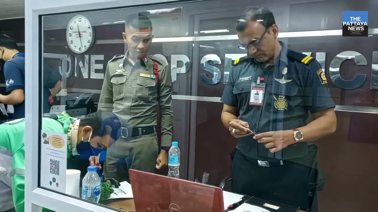 LINEMAN driver in Pattaya turns in a tourists' missing phone, heavily praised on Thai media.