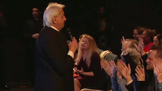 Benny Hinn | Miracles Can Take Place Today