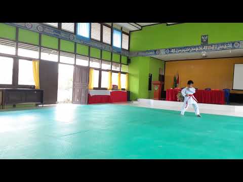 MASYAALLAH SAKING PADATNYA JADWAL APRIL KETIDURAN SAAT DI MAKEUP BANGUN2 SUDAH CANTIK BAK GADIS BALI